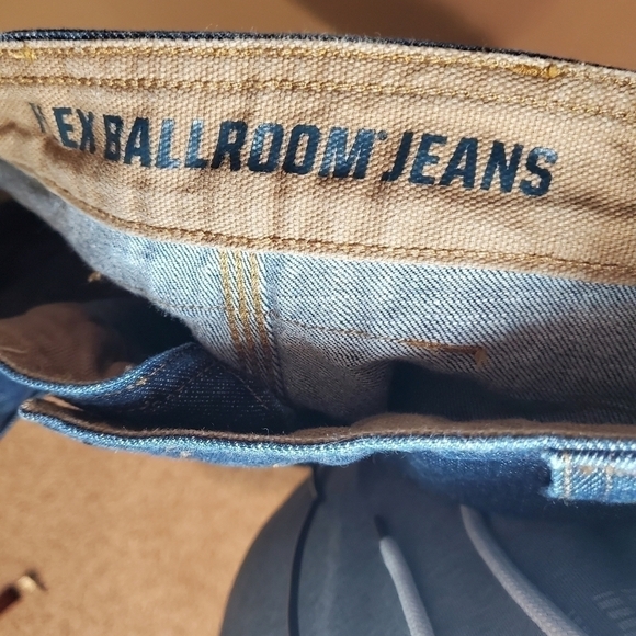 Duluth Flex Ballroom 44 by 30 - Picture 7 of 9